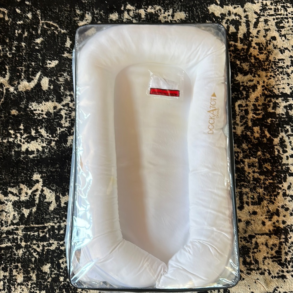 Dockatot Grande EUC